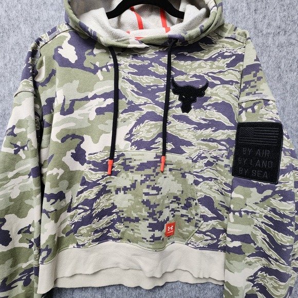 Under Armour Project Rock Veterans Hoodie Womens Medium Loose Fit Camouflage - Picture 3 of 8